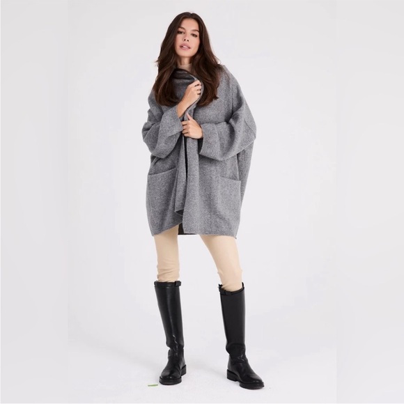 Beryll Cashmere Oversized Cocoon Sweater one size - Picture 1 of 6